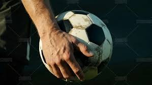 德州扑克新手追求正确（德州扑克新手以正确为先）